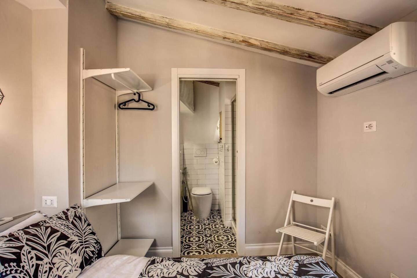 Appartement Attic With Terrace By Trevi Fountain à Rome Extérieur photo