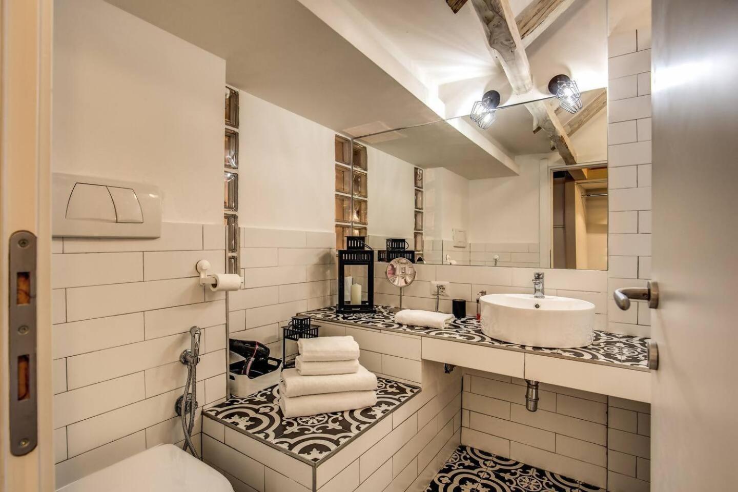 Appartement Attic With Terrace By Trevi Fountain à Rome Extérieur photo