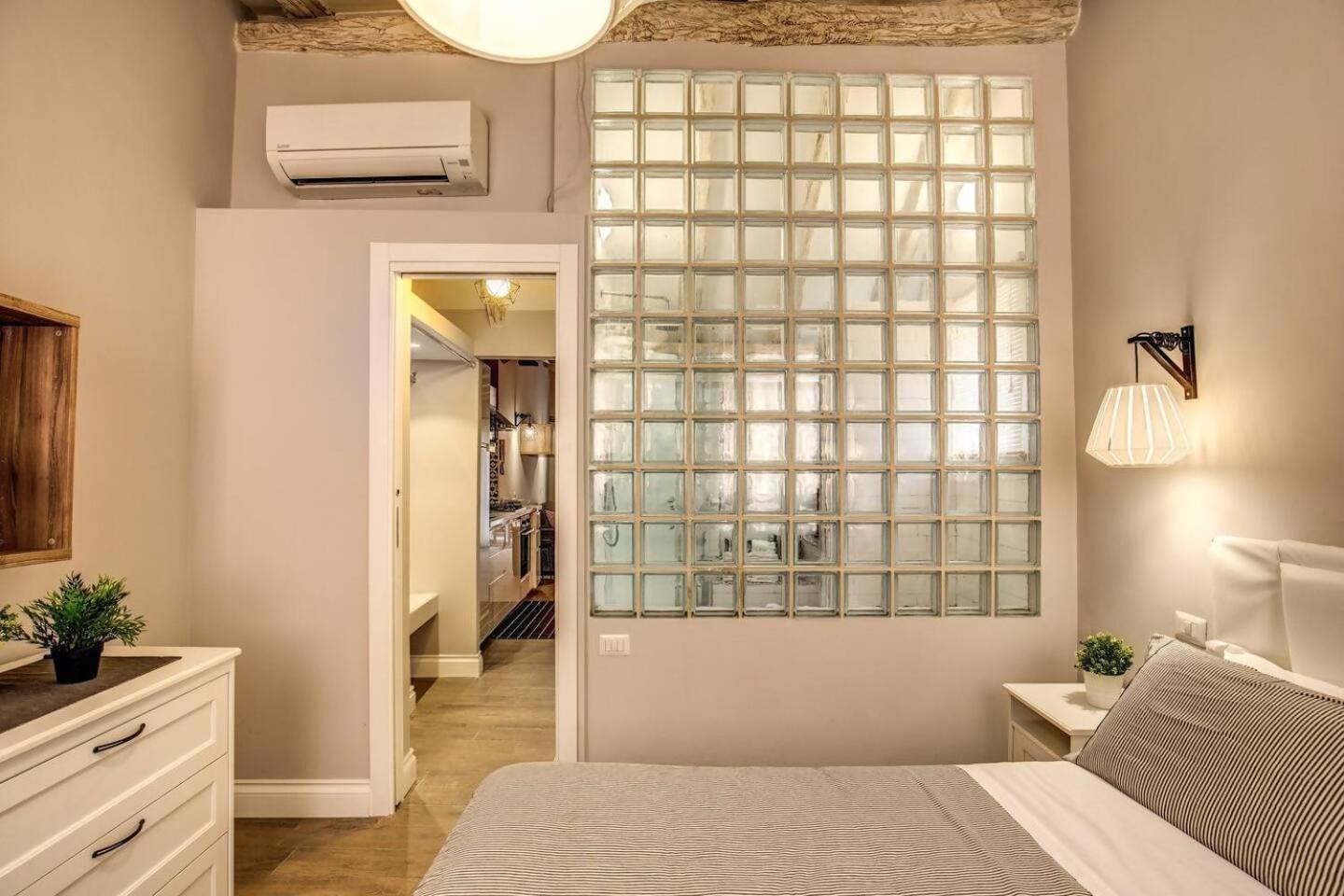 Appartement Attic With Terrace By Trevi Fountain à Rome Extérieur photo