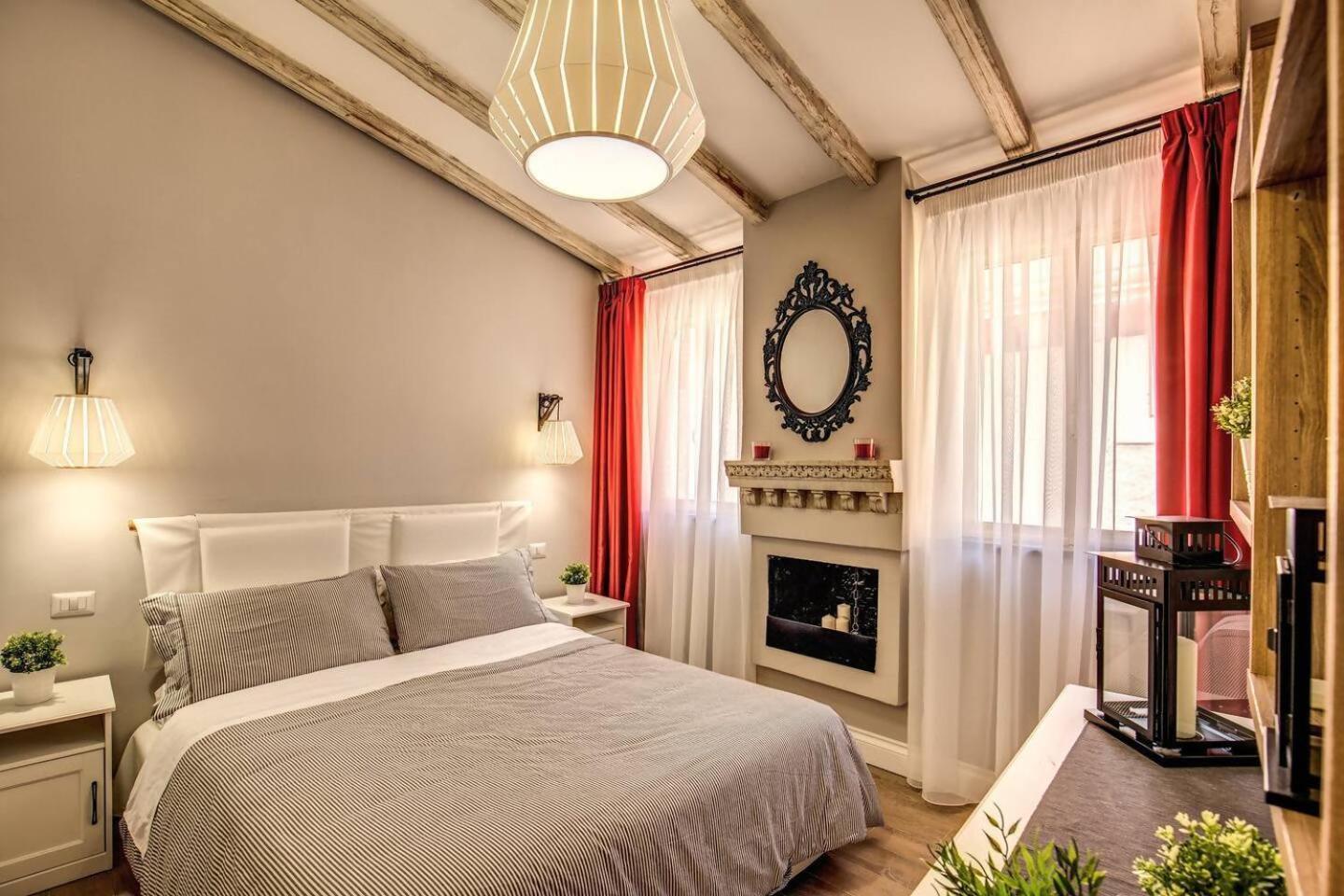 Appartement Attic With Terrace By Trevi Fountain à Rome Extérieur photo